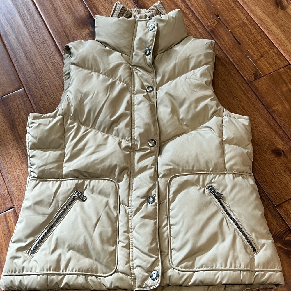 Esprit Vest